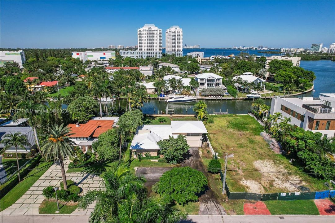 Recently Sold: $5,000,000 (3 beds, 2 baths, 1816 Square Feet)