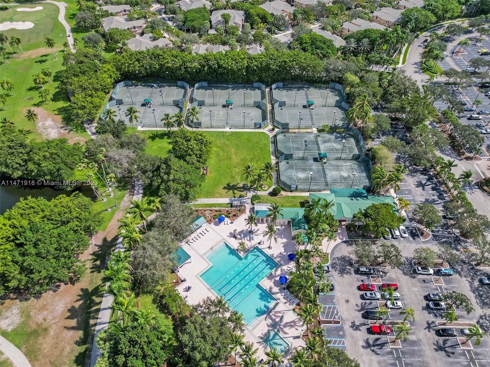 Recently Sold: $2,699,000 (5 beds, 5 baths, 5000 Square Feet)