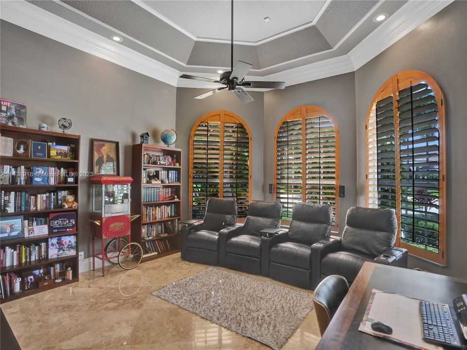 Recently Sold: $2,699,000 (5 beds, 5 baths, 5000 Square Feet)