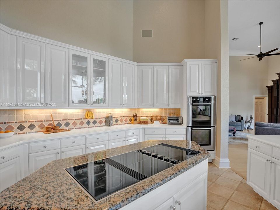 Recently Sold: $2,699,000 (5 beds, 5 baths, 5000 Square Feet)