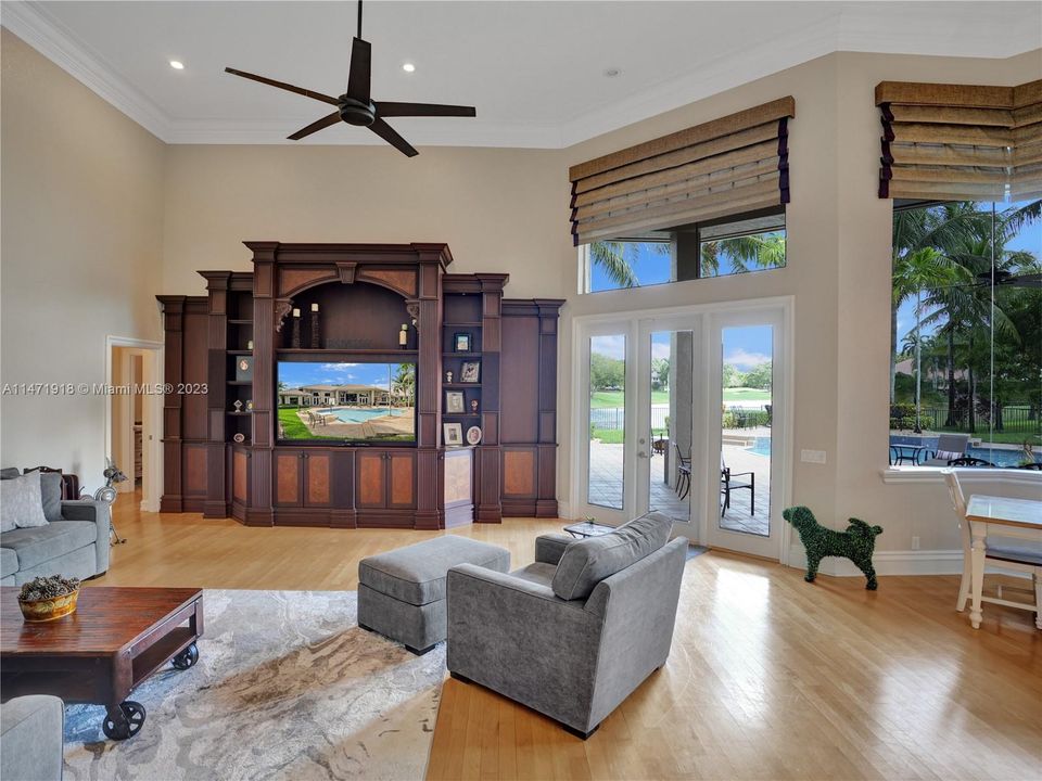 Recently Sold: $2,699,000 (5 beds, 5 baths, 5000 Square Feet)