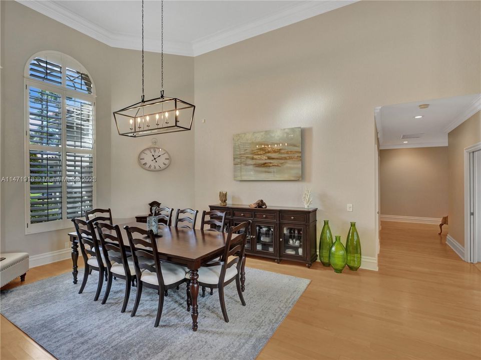 Recently Sold: $2,699,000 (5 beds, 5 baths, 5000 Square Feet)