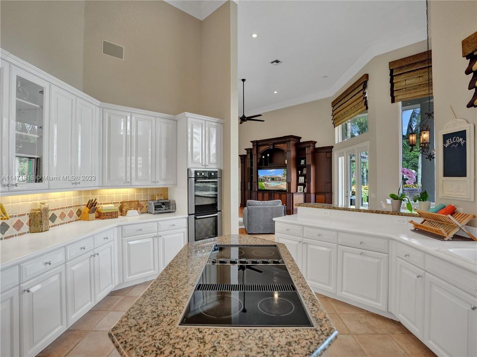 Recently Sold: $2,699,000 (5 beds, 5 baths, 5000 Square Feet)