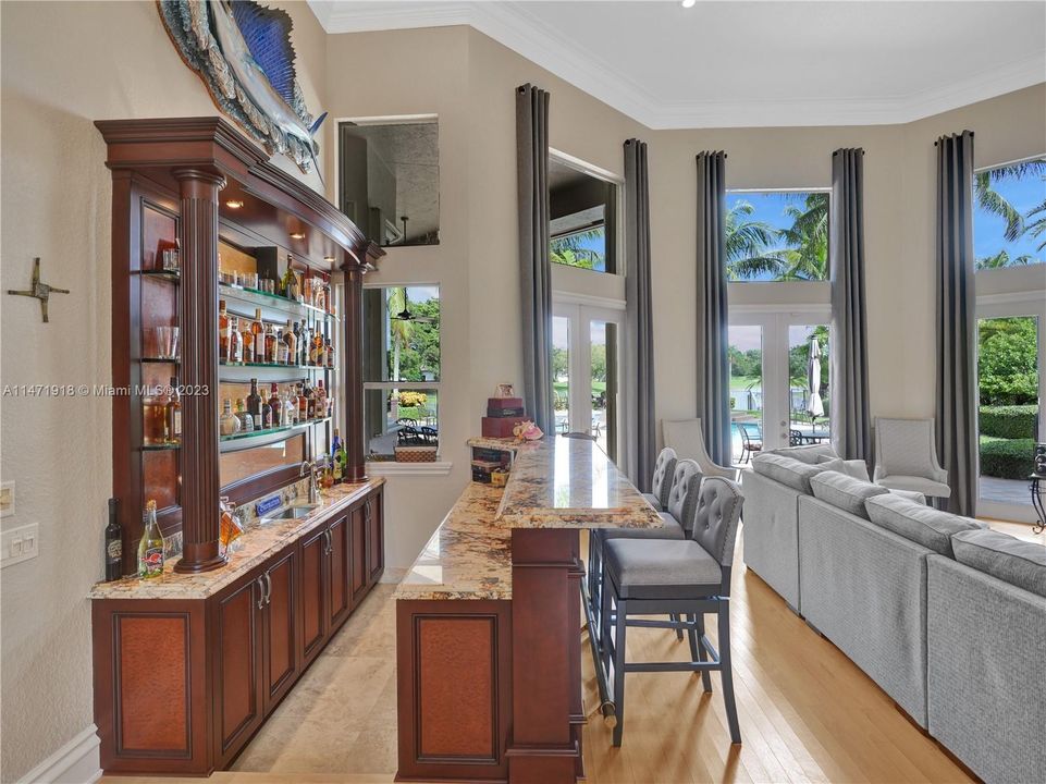 Recently Sold: $2,699,000 (5 beds, 5 baths, 5000 Square Feet)