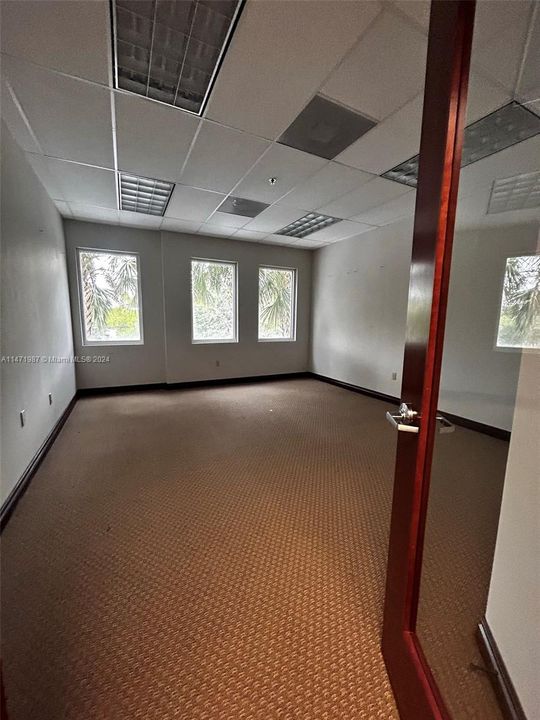 Недавно продано: $1,250,000 (0 спален, 0 ванн, 0 Квадратных фут)