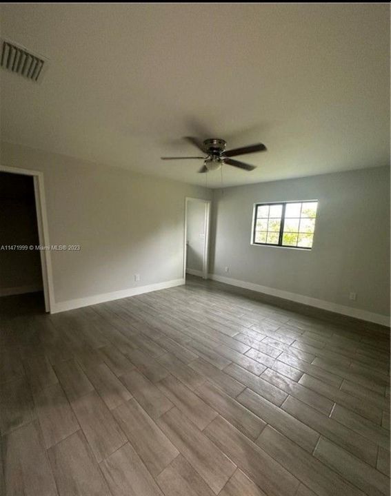 Recently Rented: $2,300 (3 beds, 2 baths, 1199 Square Feet)