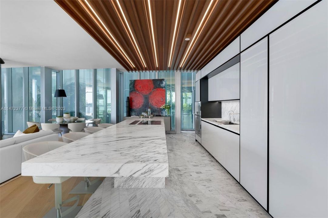 Недавно продано: $6,800,000 (3 спален, 3 ванн, 2658 Квадратных фут)