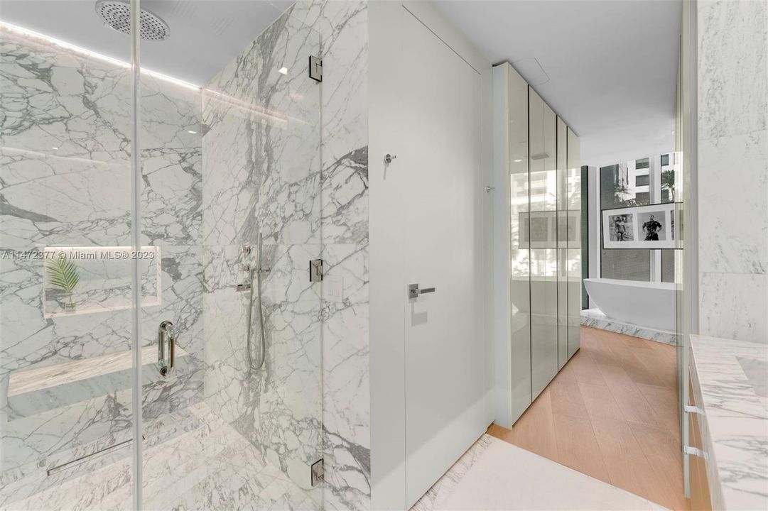 Недавно продано: $6,800,000 (3 спален, 3 ванн, 2658 Квадратных фут)