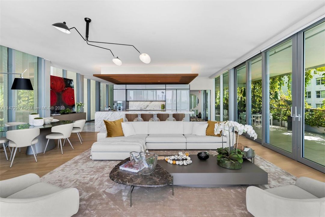 Недавно продано: $6,800,000 (3 спален, 3 ванн, 2658 Квадратных фут)