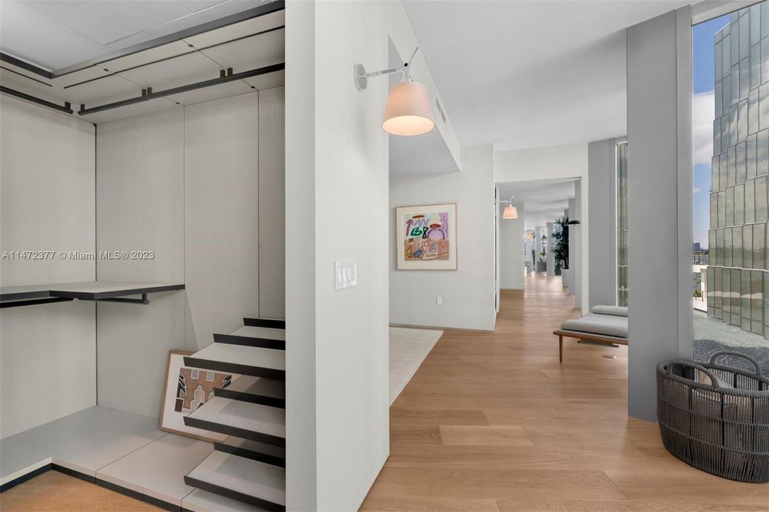 Недавно продано: $6,800,000 (3 спален, 3 ванн, 2658 Квадратных фут)