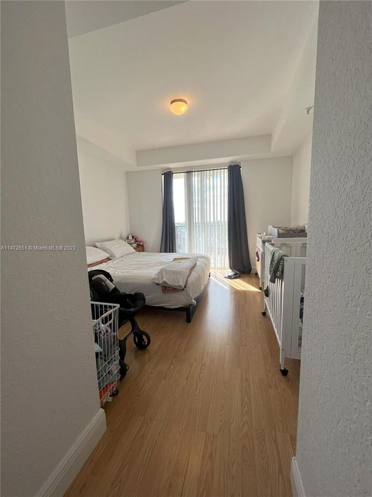 Recently Sold: $470,000 (2 beds, 2 baths, 1142 Square Feet)