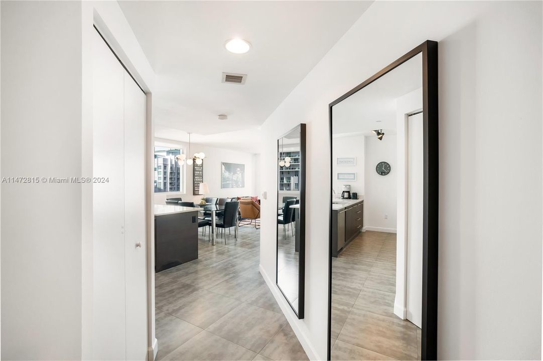 Recently Rented: $4,300 (2 beds, 2 baths, 1197 Square Feet)