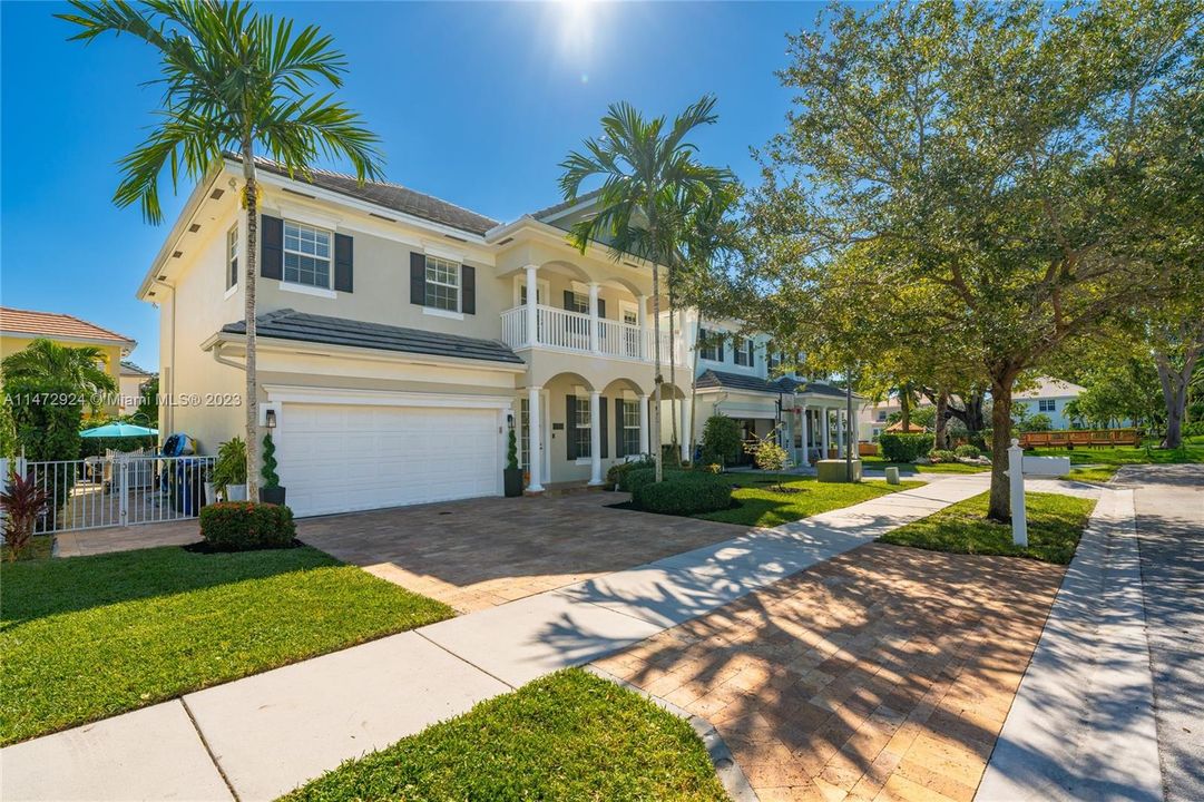 Recently Sold: $1,550,000 (5 beds, 4 baths, 0 Square Feet)