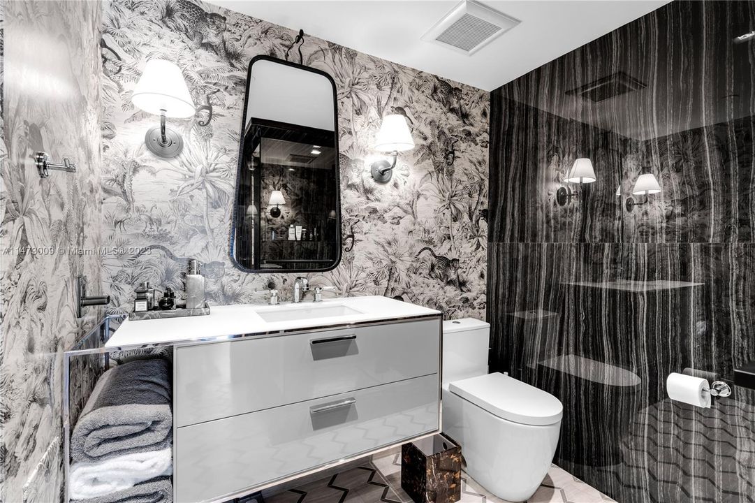 Недавно продано: $1,500,000 (2 спален, 2 ванн, 1477 Квадратных фут)