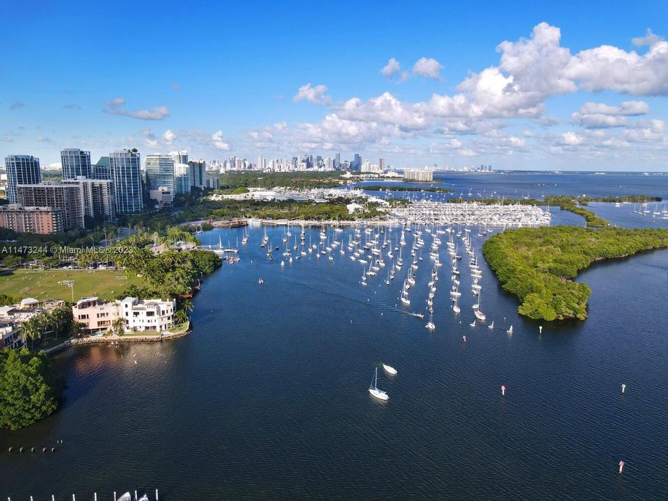 Recently Sold: $4,475,000 (3 beds, 2 baths, 3097 Square Feet)
