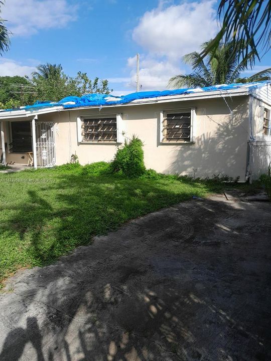 Recently Sold: $399,000 (3 beds, 2 baths, 1300 Square Feet)