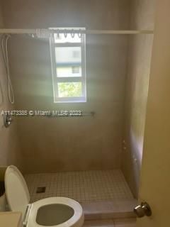 Recently Sold: $495,000 (3 beds, 2 baths, 1429 Square Feet)