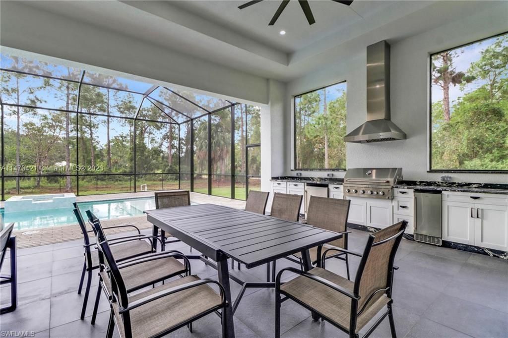 Vendido Recientemente: $2,375,000 (4 camas, 4 baños, 3494 Pies cuadrados)