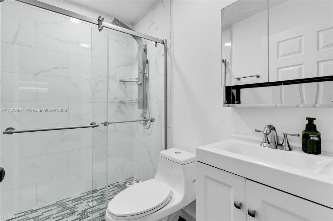 最近租的: $3,500 (3 贝兹, 2 浴室, 1170 平方英尺)