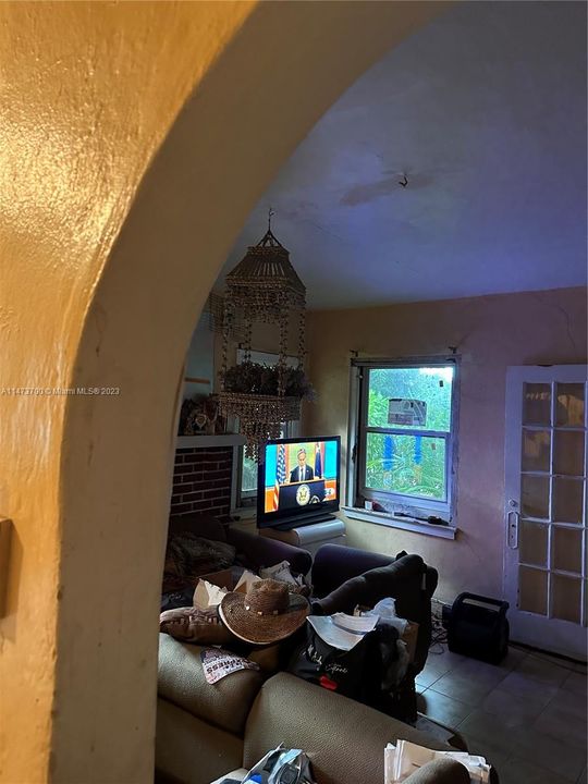 Recently Sold: $499,900 (2 beds, 1 baths, 0 Square Feet)