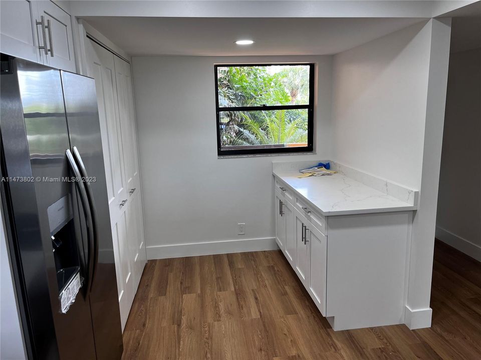Recently Rented: $2,800 (2 beds, 2 baths, 1369 Square Feet)