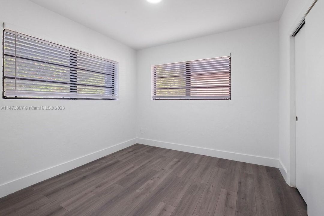 Recently Sold: $435,000 (3 beds, 2 baths, 1095 Square Feet)