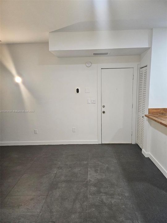 Недавно продано: $255,000 (1 спален, 1 ванн, 520 Квадратных фут)