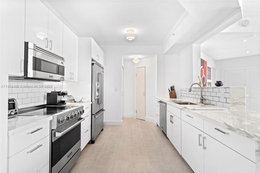 Недавно продано: $1,195,000 (2 спален, 2 ванн, 1520 Квадратных фут)