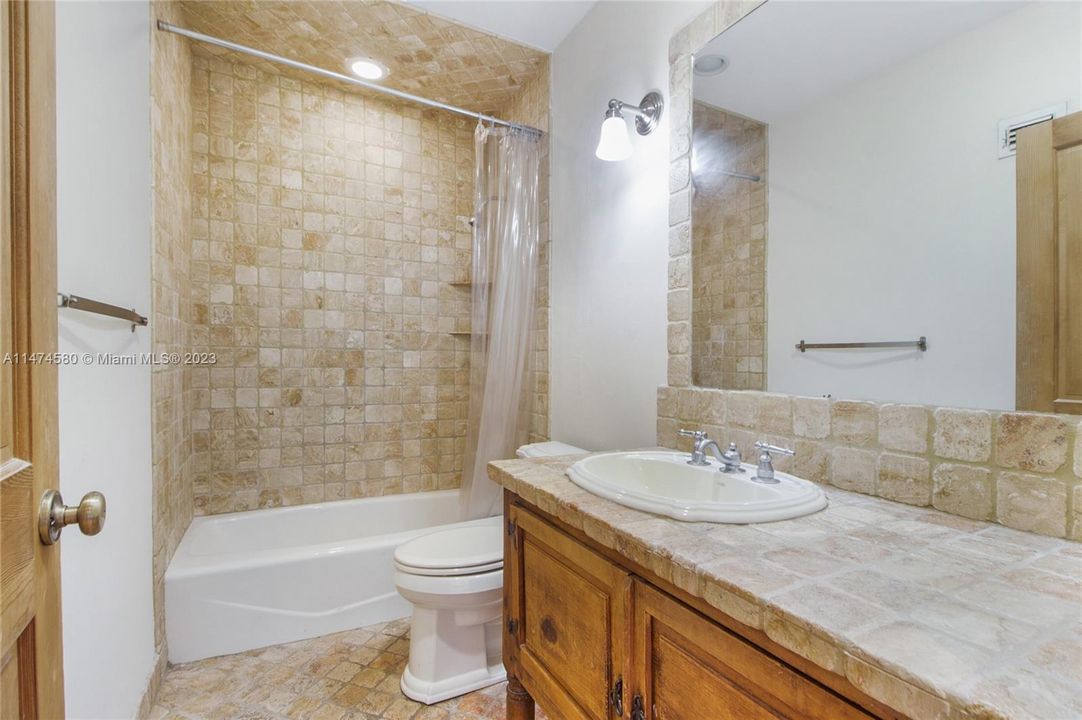 Recientemente alquilado: $3,000 (1 camas, 1 baños, 880 Pies cuadrados)