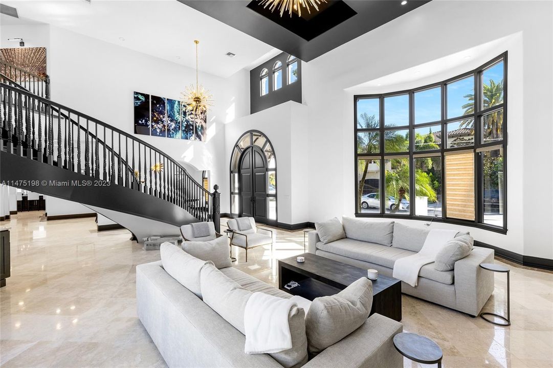 For Sale: $7,695,000 (5 beds, 4 baths, 5288 Square Feet)