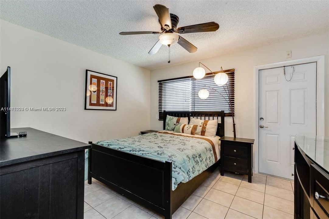 Vendido Recientemente: $119,900 (1 camas, 1 baños, 604 Pies cuadrados)