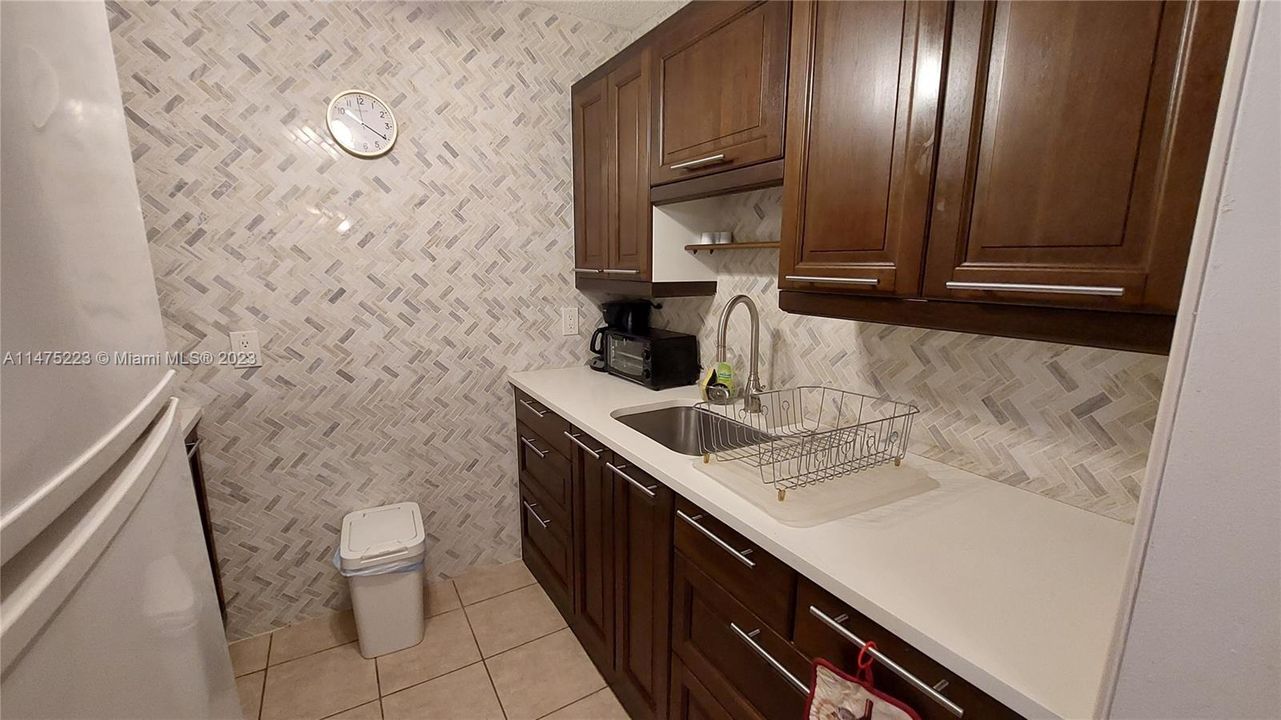 Vendido Recientemente: $119,900 (1 camas, 1 baños, 604 Pies cuadrados)