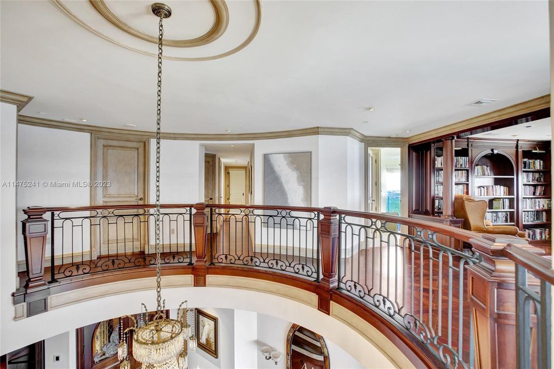 Upper Level Rotunda Entrance to Bedroom & Library Study