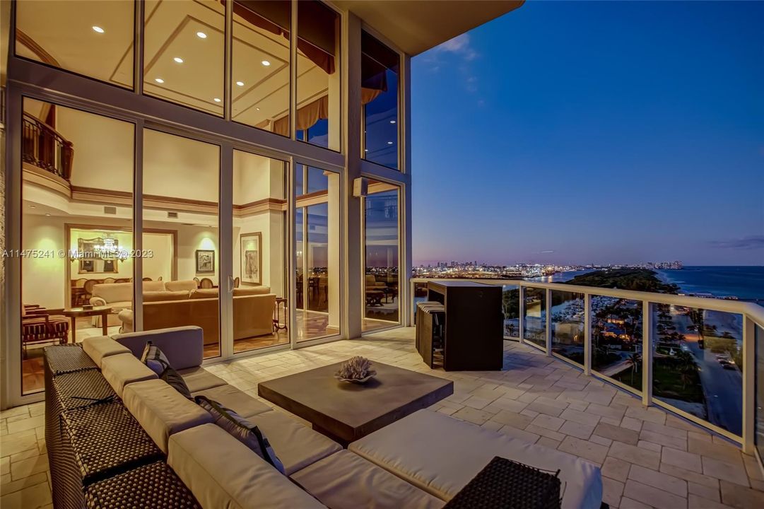 Main Balcony Dusk View