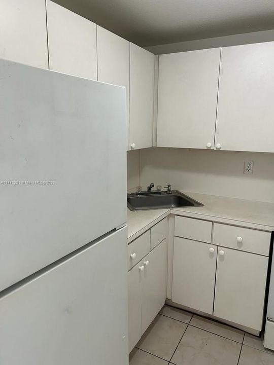 Recently Rented: $1,850 (1 beds, 1 baths, 600 Square Feet)
