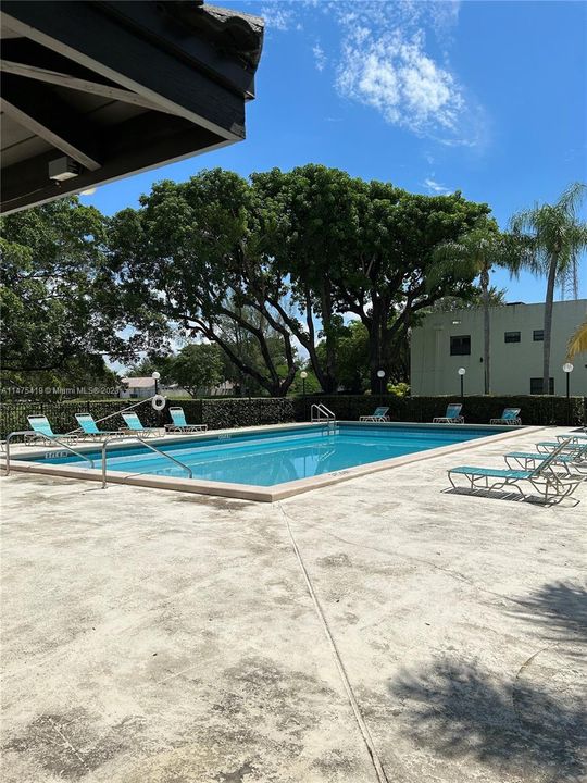 Recently Rented: $3,500 (2 beds, 2 baths, 1780 Square Feet)