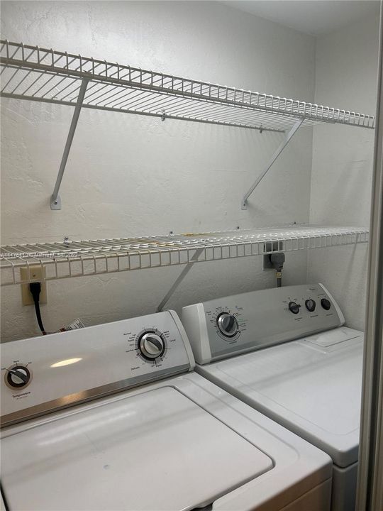 Recently Rented: $3,500 (2 beds, 2 baths, 1780 Square Feet)