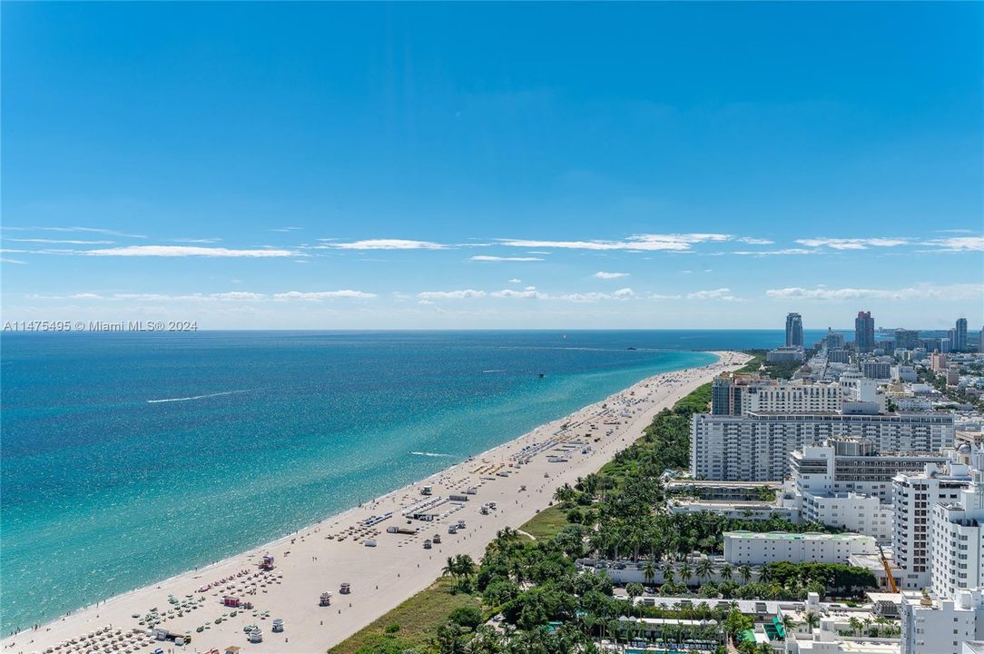 Recently Sold: $5,500,000 (2 beds, 2 baths, 1316 Square Feet)