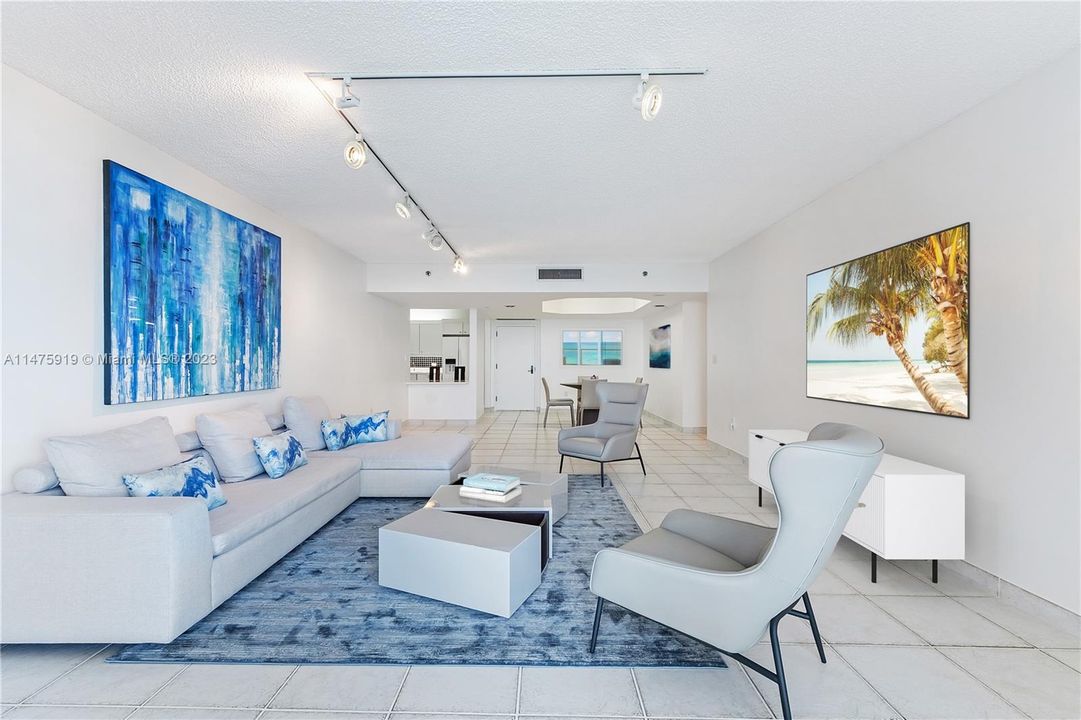 最近售出: $1,250,000 (2 贝兹, 2 浴室, 1500 平方英尺)