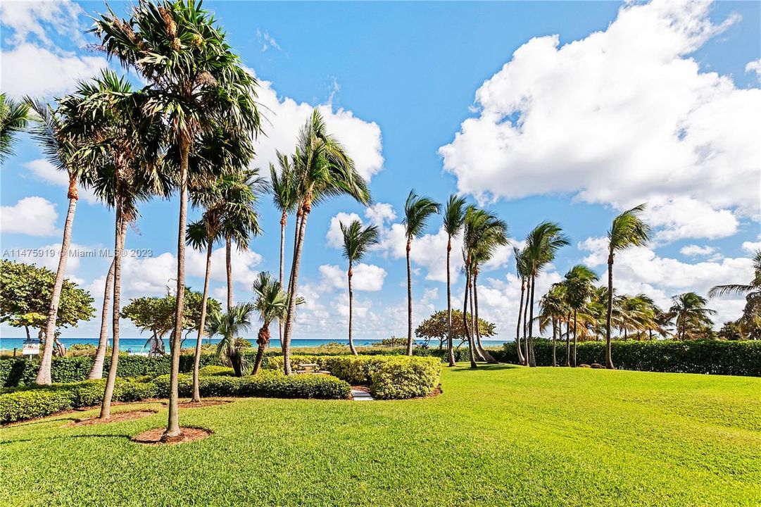 最近售出: $1,250,000 (2 贝兹, 2 浴室, 1500 平方英尺)