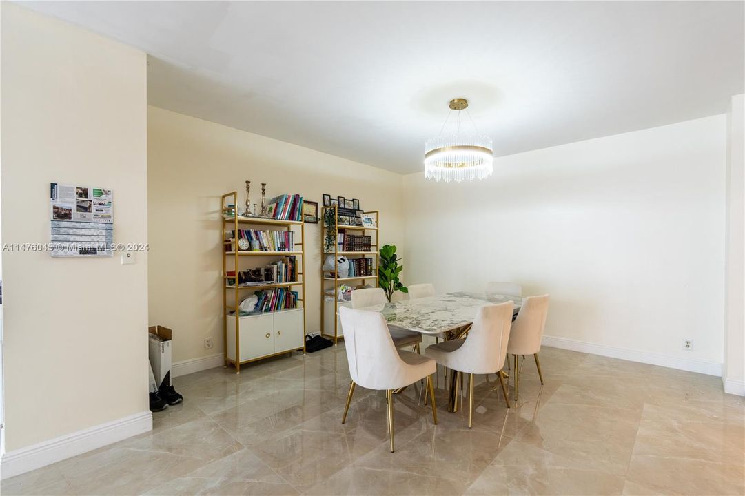 Recently Sold: $1,789,000 (2 beds, 3 baths, 2525 Square Feet)