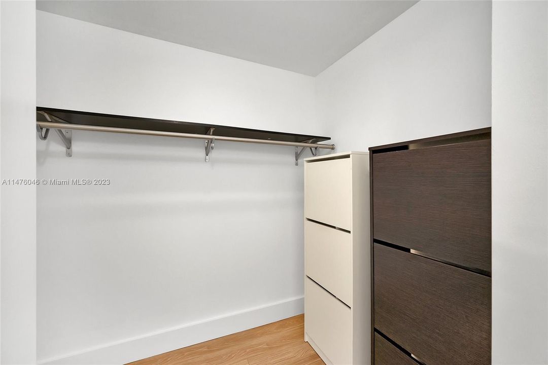 Vendido Recientemente: $685,000 (2 camas, 2 baños, 1278 Pies cuadrados)