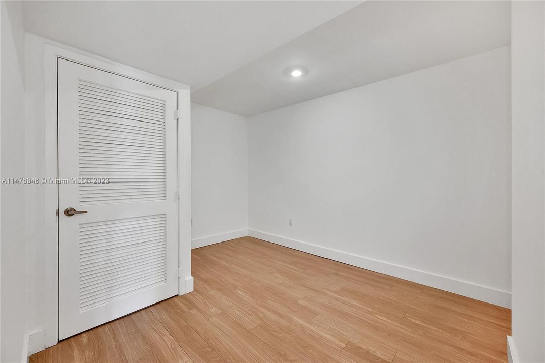 Vendido Recientemente: $685,000 (2 camas, 2 baños, 1278 Pies cuadrados)