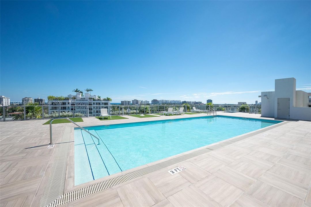 Vendido Recientemente: $685,000 (2 camas, 2 baños, 1278 Pies cuadrados)