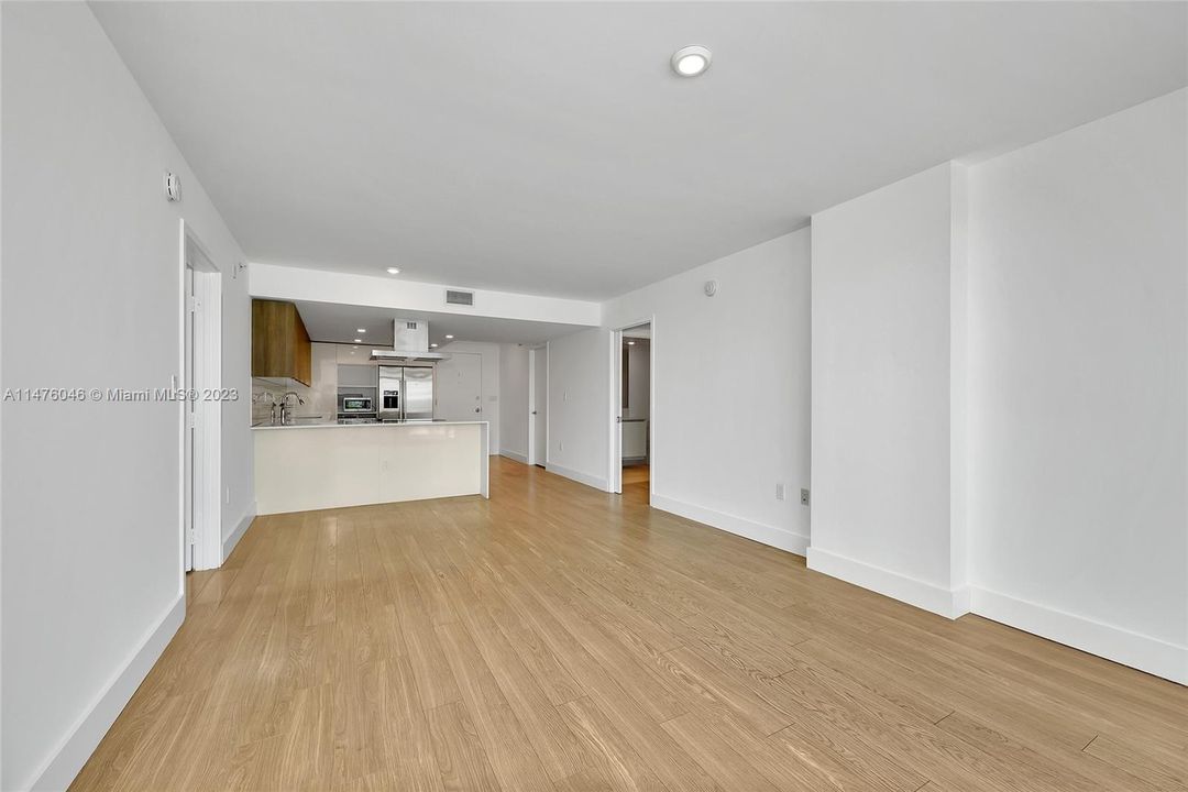 Vendido Recientemente: $685,000 (2 camas, 2 baños, 1278 Pies cuadrados)