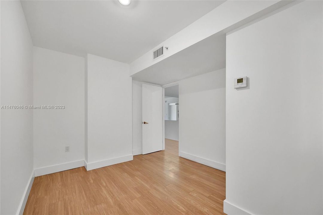 Vendido Recientemente: $685,000 (2 camas, 2 baños, 1278 Pies cuadrados)