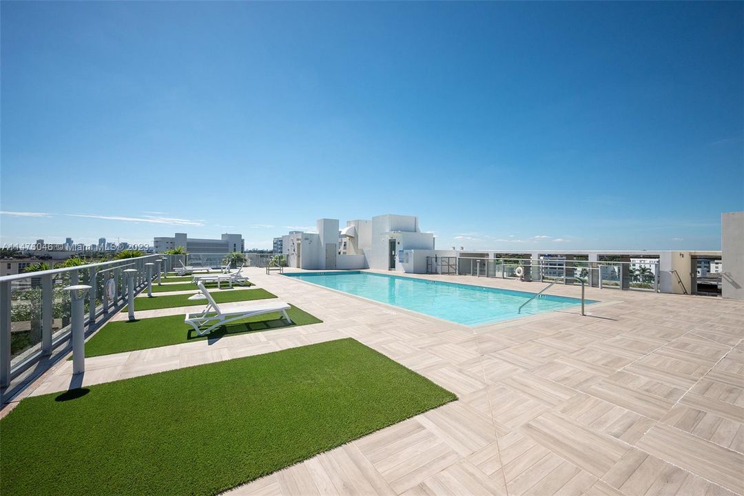 Vendido Recientemente: $685,000 (2 camas, 2 baños, 1278 Pies cuadrados)