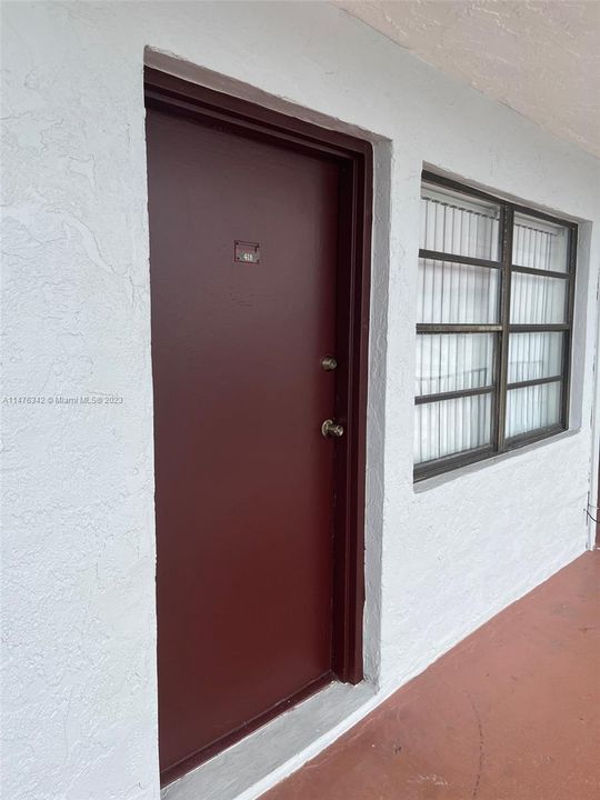 Recently Rented: $1,700 (1 beds, 1 baths, 598 Square Feet)
