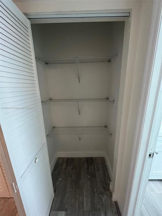 Recently Rented: $1,700 (1 beds, 1 baths, 598 Square Feet)