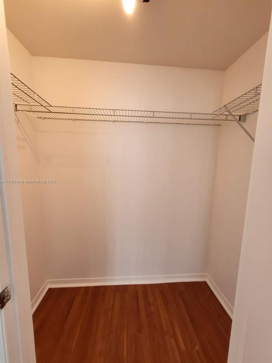 Recently Rented: $3,150 (1 beds, 1 baths, 738 Square Feet)